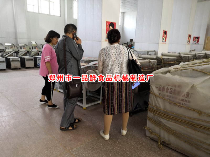 新疆拉條機