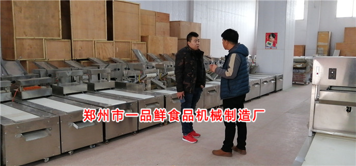 客戶(hù)買(mǎi)機器選擇一品鮮