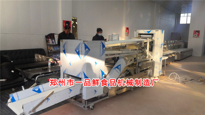 350揉壓機裝車(chē)發(fā)貨