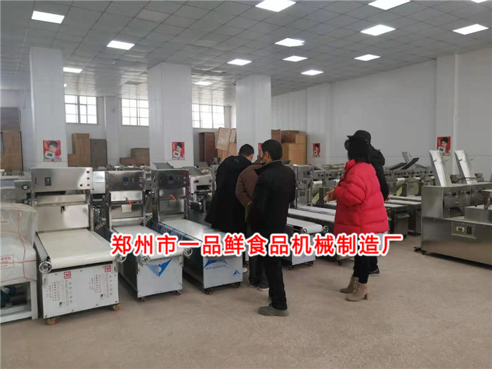 第六代全自動(dòng)智能揉壓機設備